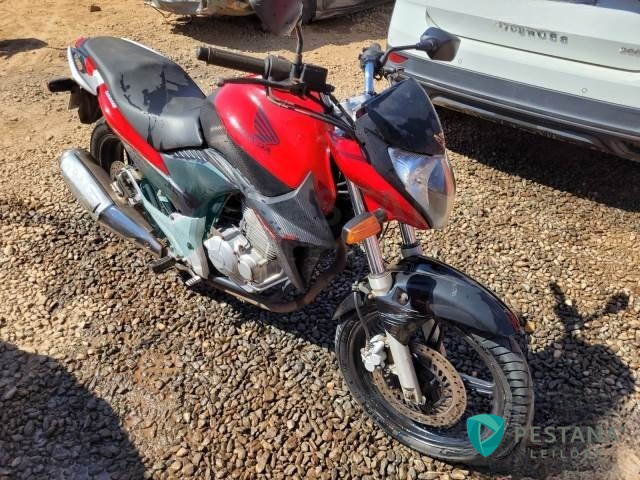 LOTE 06 HONDA CB 300 R 2015/2015